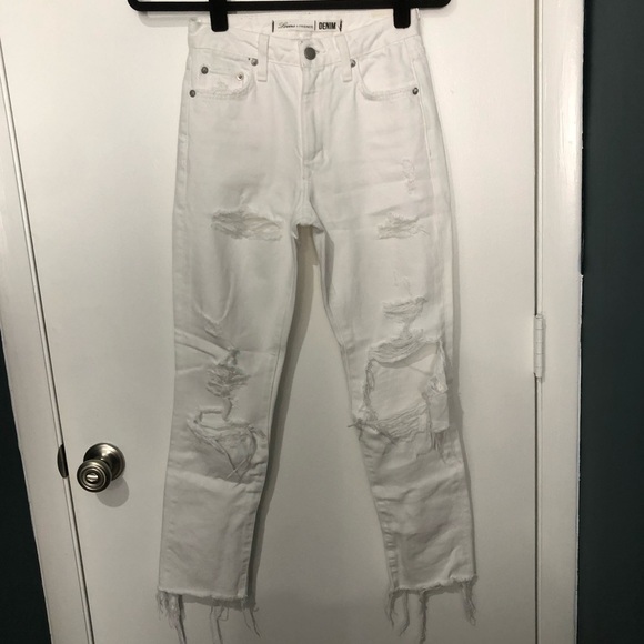 Logan High-Rise Tapered Jean in Bel Air - Picture 3 of 6